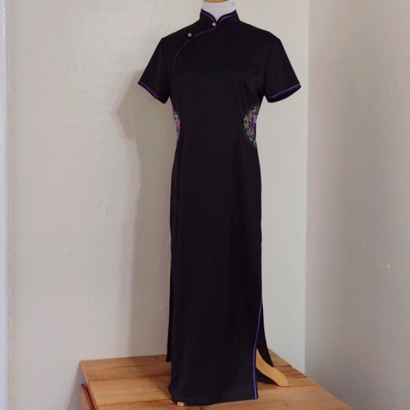 None Dresses & Skirts - Modern Asian Black Silky Full Length Cheongsam Dress Size XL